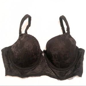 Victoria’s Secret black bustier bra 💘